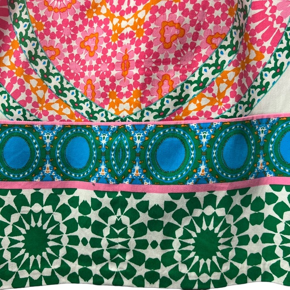 London Times Floral Tile Shift Dress - Size 2. - Picture 4 of 7